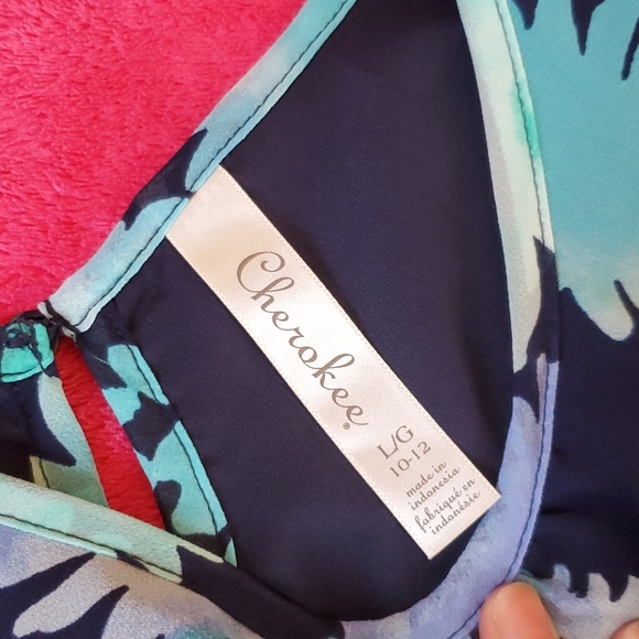 Springtime dress - Picture 2 of 3